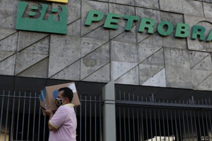 petrobras-faz-importacao-inedita-de-gas-de-vaca-muerta,-na-argentina