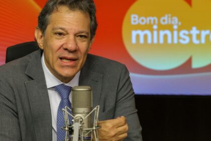 tarifaco-prejudicou-mais-que-beneficiou-populacao-dos-eua,-diz-haddad