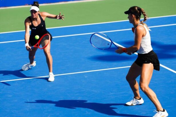 dupla-de-luisa-stefani-da-adeus-a-wuhan,-mas-segue-no-top-8-do-finals