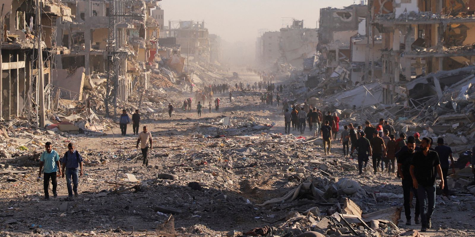 moradores-de-gaza-voltam-para-casas-destruidas