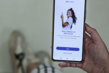 enem:-aplicativo-do-mec-traz-simulados-e-correcao-de-redacoes