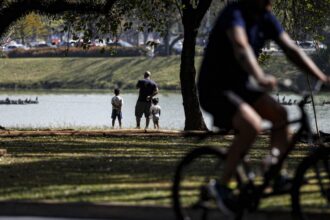 pesquisas-revelam-preocupacao-com-criancas-em-extremos-climaticos