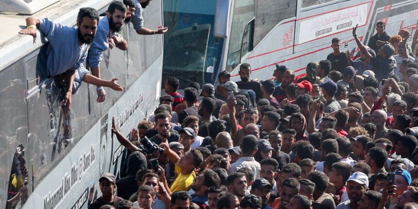 israel-comeca-a-libertar-presos-palestinos