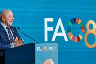 lula:-nome-para-stf-nao-sera-um-amigo,-mas-quem-cumpra-a-constituicao