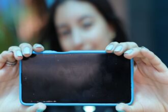 uso-de-internet-por-adolescentes-nas-escolas-cai-de-51%-para-37%