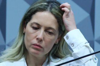 mulher-de-ex-procurador-geral-do-inss-fica-em-silencio-na-cpmi