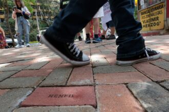 calcadao-em-sp-homenageia-personalidades-que-lutaram-pela-democracia