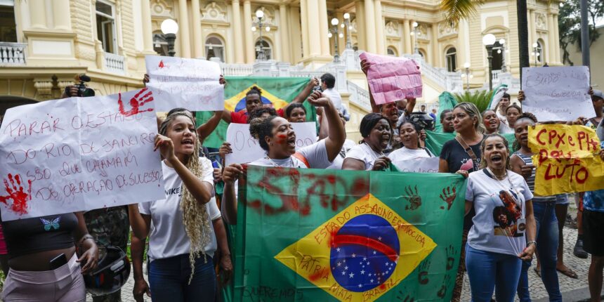 moradores-do-rio-protestam-contra-mortes-na-operacao-contencao
