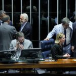 lula-deve-sancionar-isencao-do-ir-ate-dia-11,-diz-gleisi