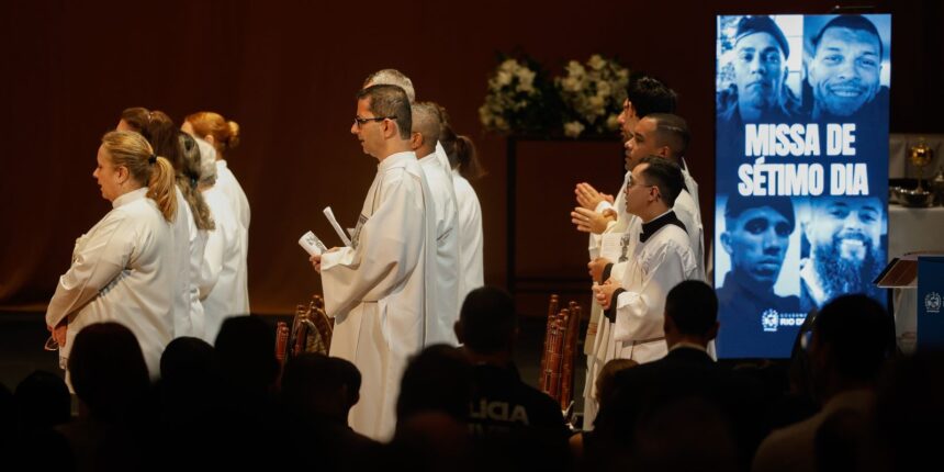 missa-de-7o-dia-homenageia-policiais-mortos-em-operacao-no-rio