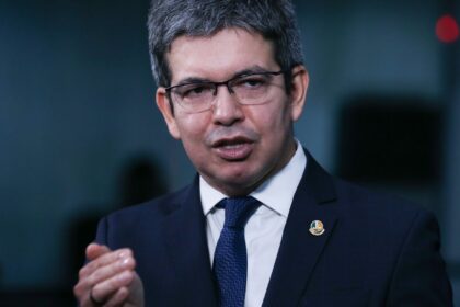 randolfe:-governo-quer-integrar-policias-e-penas-duras-contra-faccao