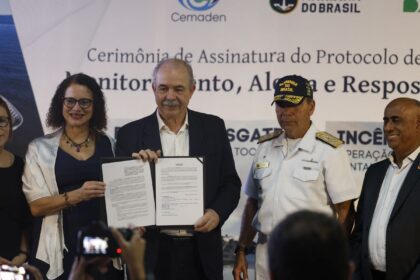 bndes,-marinha-e-cemaden-fecham-acordo-para-resposta-a-desastres