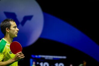 calderano-e-bruna-takahashi-de-despedem-de-wtt-champion-frankfurt