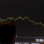 bolsa-volta-a-bater-recorde-e-alcanca-marca-de-154-mil-pontos