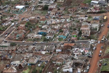 apos-tornado,-enem-e-suspenso-em-rio-bonito-do-iguacu,-no-parana
