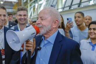 lula-assina-medida-que-altera-regras-para-vales-alimentacao-e-refeicao