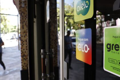 empresarios-veem-com-expectativa-mudancas-no-vale-alimentacao