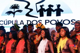 cop30:-cupula-dos-povos-critica-omissao-de-paises-na-tomada-de-decisao