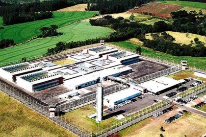 sete-chefes-do-comando-vermelho-sao-levados-para-catanduvas,-no-parana