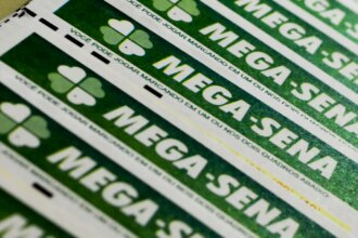 aposta-de-porto-alegre-acerta-mega-sena-e-leva-premio-de-r$-99-milhoes