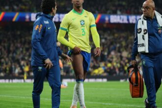 zagueiro-gabriel-magalhaes-e-cortado-da-selecao-brasileira