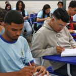 renda-e-cor-sao-determinantes-para-nao-concluir-ensino-medio-no-pais