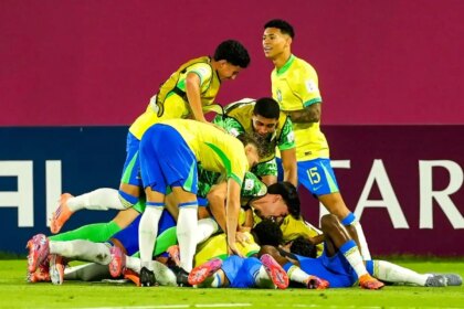 brasil-despacha-franca-nos-penaltis-e-vai-as-quartas-do-mundial-sub-17