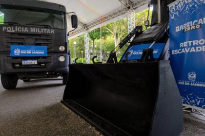 rio-de-janeiro-anuncia-operacao-para-retirar-barricadas-em-comunidades