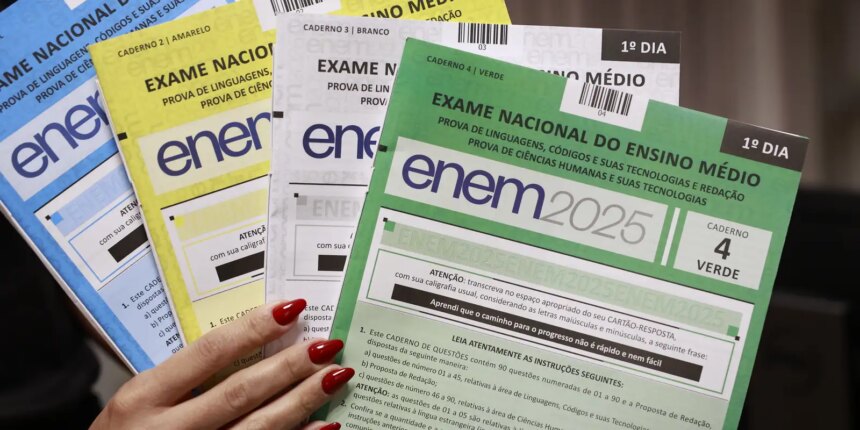anulacao-de-3-questoes-do-enem-ocorre-por-precaucao,-diz-ministro