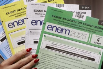 enem-2025:-divulgados-gabaritos-e-cadernos-de-provas-do-2o-dia