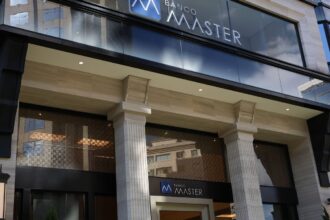 especialistas-alertam-para-golpes-em-ressarcimentos-do-banco-master