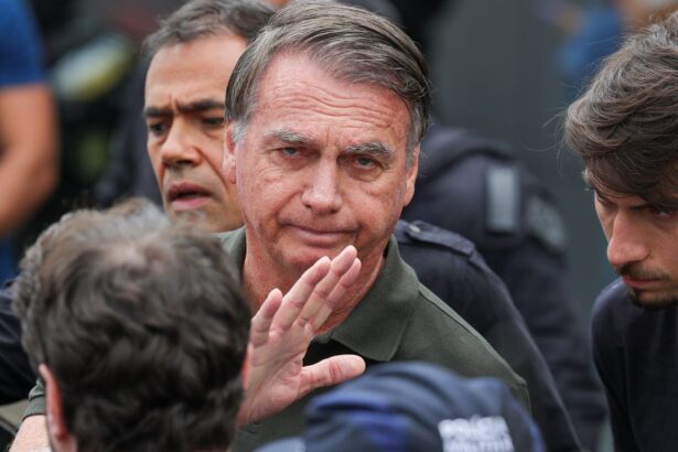bolsonaro-passa-por-audiencia-de-custodia-neste-domingo
