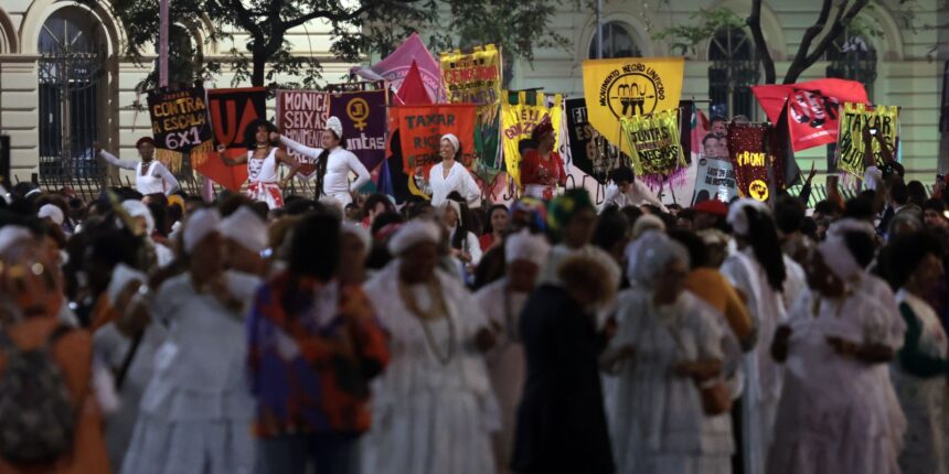 caravanas-saem-de-sp-rumo-a-marcha-das-mulheres-negras-em-brasilia