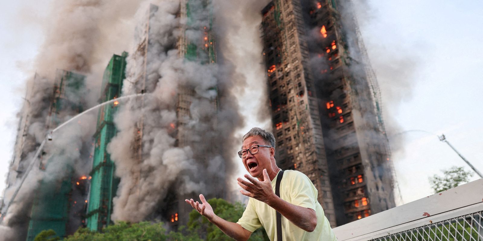 incendio-em-predios-de-hong-kong-deixa-pelo-menos-quatro-mortos