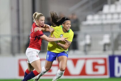 selecao-feminina-perde-para-noruega-em-penultimo-compromisso-do-ano