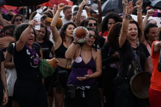 em-brasilia,-mulheres-denunciam-feminicidios-e-a-omissao-do-estado