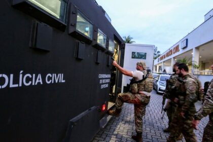 nova-fase-da-operacao-contencao-tem-confronto-no-complexo-do-salgueiro