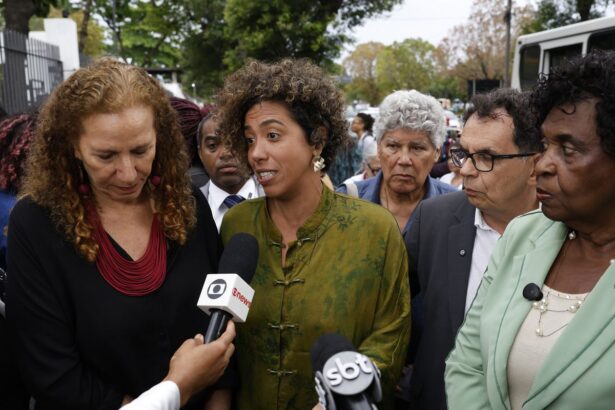 motta-volta-atras-e-mantem-escolta-de-seguranca-para-deputada-do-psol