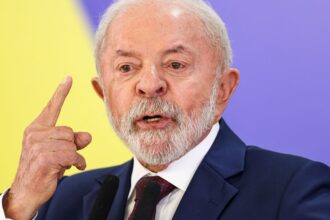 e-possivel-negociar-sem-guerra,-diz-lula-sobre-eua-e-venezuela