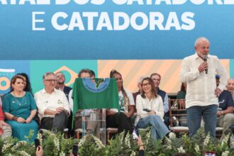 lula-defende-que-catadores-tenham-mais-acesso-a-servicos-publicos