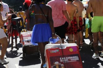 rio-inicia-credenciamento-de-ambulantes-para-o-carnaval-de-rua-2026