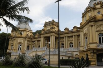 rio-sanciona-lei-de-adesao-ao-propag,-programa-para-refinanciar-divida