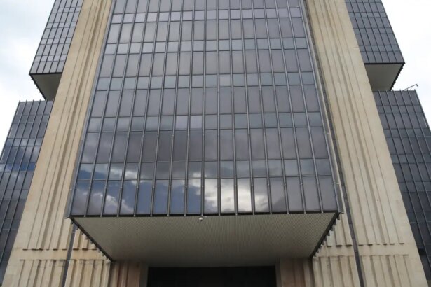 entidades-financeiras-defendem-atuacao-do-banco-central-no-caso-master