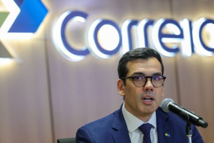 correios-preveem-15-mil-demissoes-voluntarias-e-fechar-mil-agencias