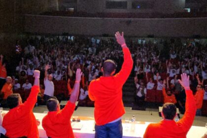 petroleiros-do-norte-fluminense-suspendem-greve-apos-16-dias