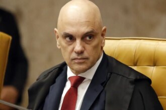 moraes-autoriza-visitas-de-filhos-e-enteada-a-bolsonaro