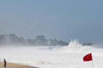 rio-tem-novo-alerta-de-ressaca-neste-fim-de-semana
