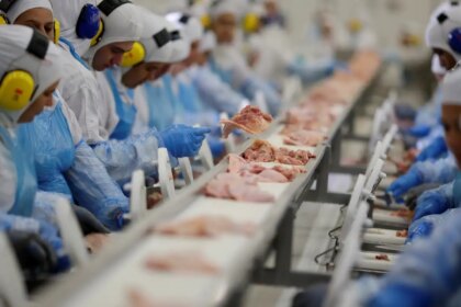 industria-mantem-estabilidade-desde-abril-de-2025,-diz-ibge