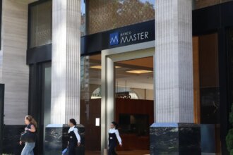 fgc-inicia-pagamento-de-clientes-do-banco-master-com-ate-r$-250-mil