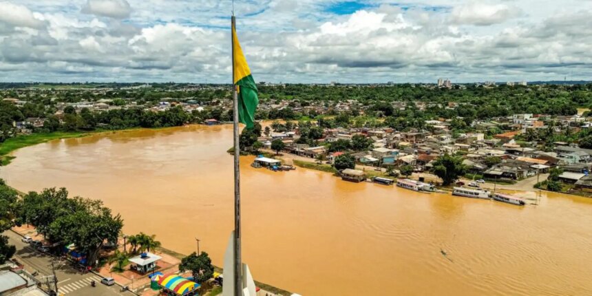 rio-acre-supera-cota-de-inundacao-em-rio-branco,-mas-deve-baixar